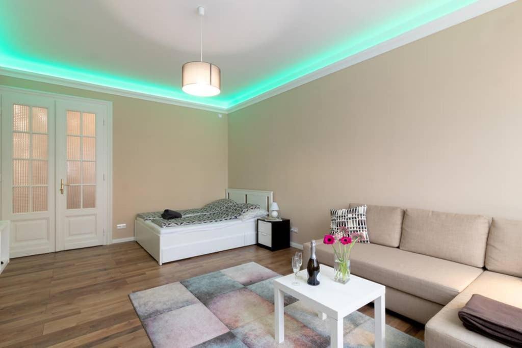Nice And Cozy Apartment Next To The Parliament Budapest Exterior foto